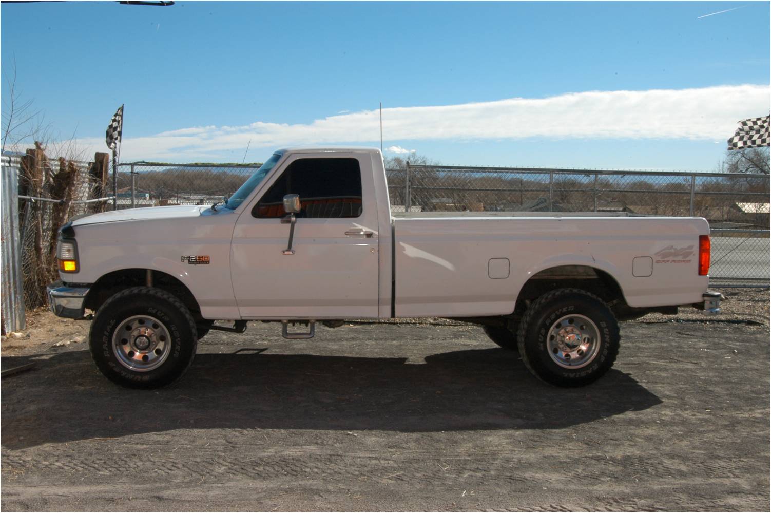 Image of a 1990s model white Ford pickup truck that is similar to one used in the Dec. 1, 2007, shooting at Abiquiu